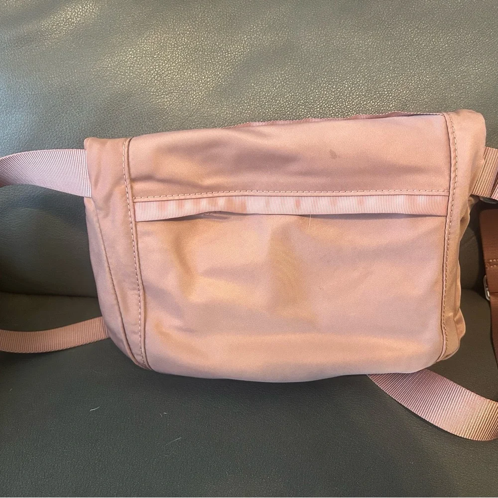lululemon athletica Rose Crossbody Bag - Picture 11 of 11
